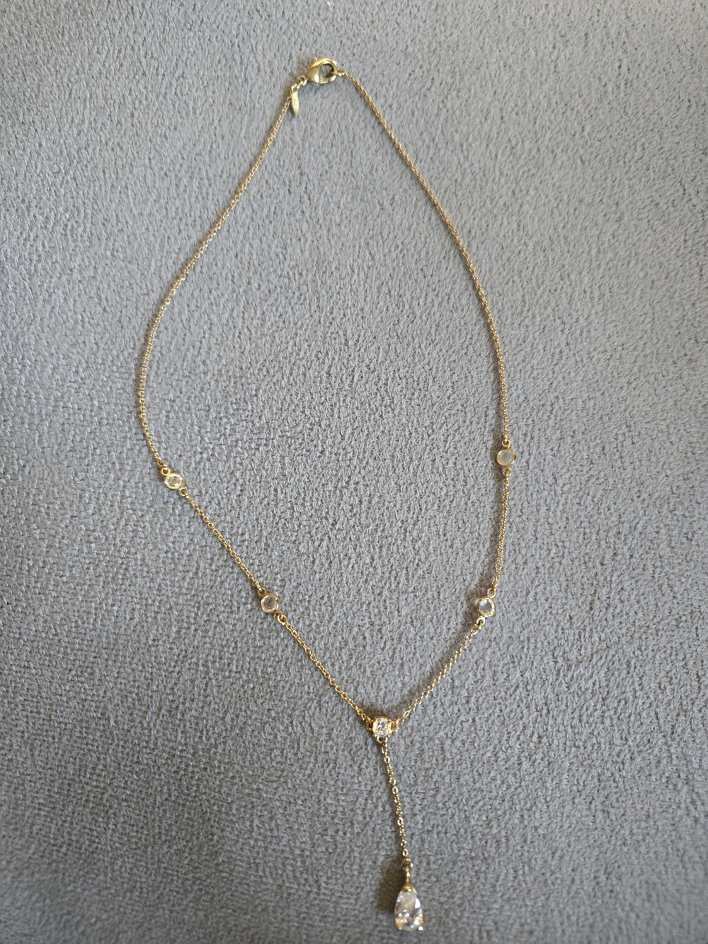 Avon Goldtone Teardrop Y-Drop Necklace with Crystal Accents